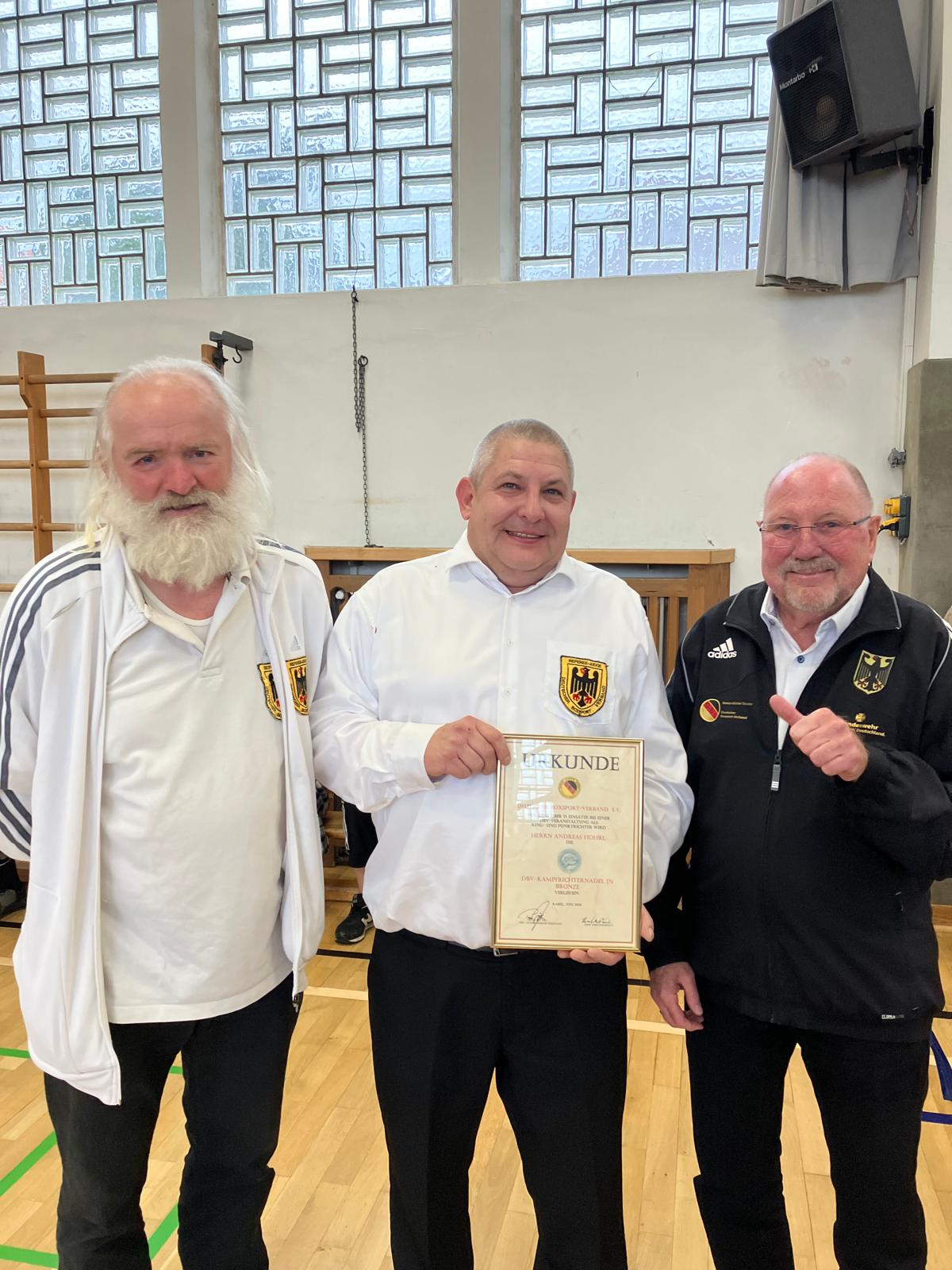 PHOTO 2024 09 28 19 57 562